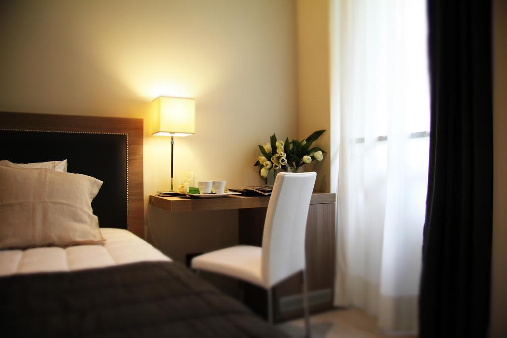 Hotel Zara Milano Værelse billede